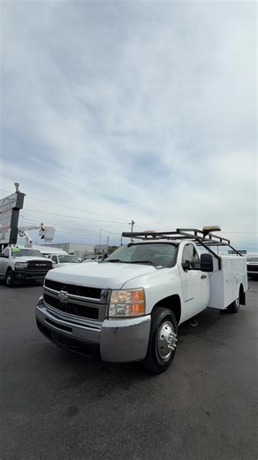 2007 CHEVY SILVERADO 3500 6.6L DURAMAX DIESEL ALLISON TRANSMISSION 124,000 MILES $19,900 #nationwideshipping #businessfinance #worktruck #izzymotors