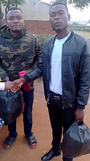 20K views · 1.4K reactions | Titachoka koona make Lthando & Comfort, ine ndi partner wanga Joseph tinalandila phone call kuchoka kwa mai Nancy ku Chiputula kuti ali ndi zovala za Lthando Komanso Comfort. Ndipo ife sitinachedwe koma kuthamangila komko!! Inusotu mkutheka kuti muli nazo zovala zimene simumazivala, titumizileni ife tithandizile anthu ovutika. Zikomo! | Fly P music | Facebook