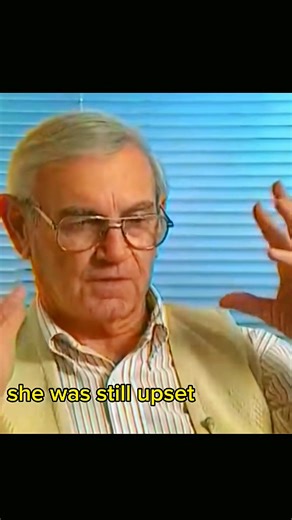 Glen Dennis recounts the testimony of a nurse who says saw the autopsy of alien creatures on the Roswell Airbase.#ufos #aliens #roswell #area51 | Life in the garden