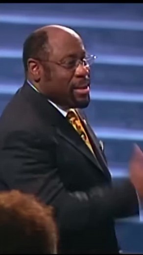 Inspiring Leadership Lessons from Dr. Myles Munroe