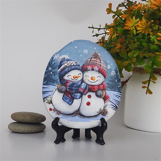 Two little snowmen cuddling in the snow — bringing cozy winter vibes and a touch of Christmas magic 🎅 Watch this relaxing rock painting and feel the warmth of love and art #rockpainting #paintedrock #snowman #snowmanart #christmaspainting #winterart #cutepainting #handpaintedrock #handmadeart #relaxingart #arttherapy #artvideo #asmrpainting #relaxingvideo #christmasdecor #snowmanpainting #christmasinspiration #drawing #thucucart | Thu Cuc Art