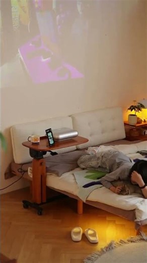 何もしない時間が、いちばん心地いい🛏️ #homedecor #home #素敵な暮らし#bed #bedroomdecor #bedroom #暮らしチャンネル #cozyhome #無垢材ベッド