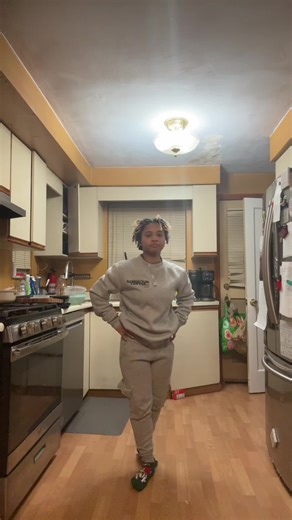 Imma be good at majorette dancing one day