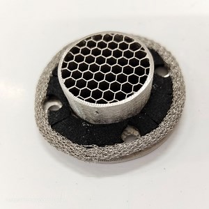 [Hot Item] Hengshi Carbon Steel Honeycomb Core Waveguide Ventilation Panel for EMI Shielded Enclosure