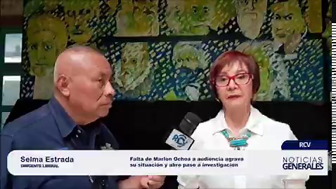 🚨 ¡AUSENCIA PODRÍA AGRAVAR SITUACIÓN DE OCHOA! 🇭🇳⚖️La abogada y dirigente liberal Selma Estrada advirtió que la no comparecencia de Marlon Ochoa al juicio político podría complicar su situación legal.💬 Señaló que su ausencia podría interpretarse como desacato, lo que abriría la puerta a una posible investigación por parte del Ministerio Público.#RCVNoticias #SelmaEstrada #MarlonOchoa #JuicioPolítico #Honduras #PolíticaHN #ÚltimaHora
