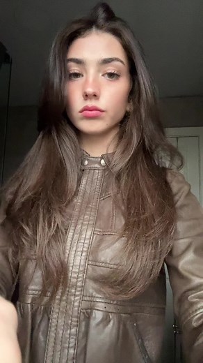 Fashion Tips: Styling a Brown Leather Jacket