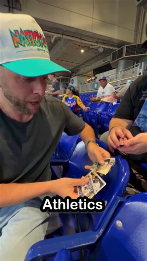 World Champion Sports Cards Crew Take Their Own Turn At Ripping Packs At The World Baseball Classic!