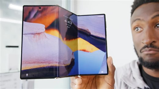 Huawei Mate XT: If you can fold it once, why not twice? | MKBHD