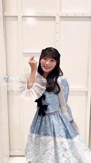 AKB48 佐藤綺星の2月個別生写真衣装