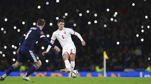 Macam-Macam Teknik Mengoper dalam Permainan Sepak Bola yang Baik dan Benar