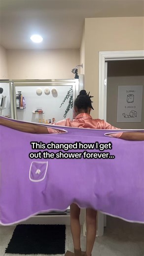 Upgrade your self-care routine with this large wearable bath towel—designed for comfort, coverage, and convenience. Perfect for post-shower, spa days, lounging at home, or getting ready without the towel slipping or falling. #wearabletowel #bathtowelwrap #largewearabletowel #tiktokshopmothersday