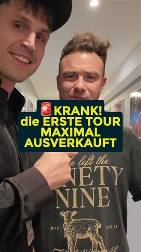 BEKA on Instagram: "@dag_sdp hatte bei der einzigen ersten @sdp_die_band Tour 2013 gesundheitliche Probleme und musste trotz maximalem Ausverkauf und vorheriger Topform mittendrin abbrechen. Man weiß nie was der liebe Gott vor hat deshalb bleibt das oberste Gebot im April alles dafür zu tun fit zu sein. Ich klopfe dreimal auf Holz 💪 #oneofone #tour #beka #sdp #dagsdp"