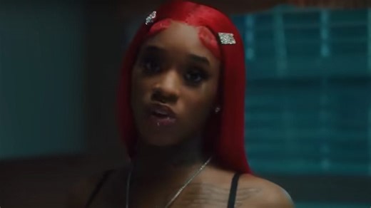 Sexyy Red Trades Shots With Antonio Brown Following Viral Video: 'It Stank' - HipHopDX