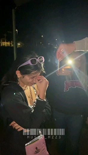 MUSIC_MZZ3 on Instagram: "❤😎🚬 @emma.imogen 🔥"