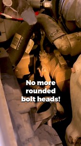 This pinless universal joint impact socket set provides you with 30° of seamless swivel in all directions 💪 🌟Smash like, share, and save this post for later! . . . . . #olsatools #domoredobetter #sockets #socketsets #tools #automechanic #carmechanic #wrench #mechaniclife #mechanicmeme #dieselmechanic #mechanics #monkeywrench #impactwrench #torquewrench #toolholders #toolorganizer #mechanicmeme #mechanicproblems #sockettools #heavyduty #toolbox #girlswhowrench #DIYprojects #handytoolstohave #me