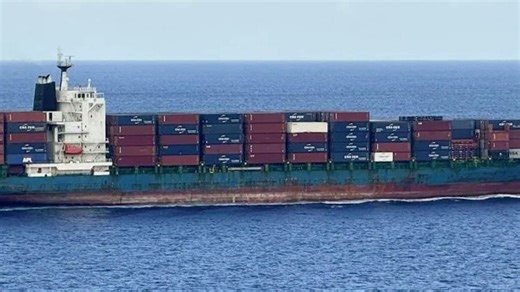 Détroit d'Ormuz : un porte-conteneurs lié à CMA CGM touché, huit blessés
