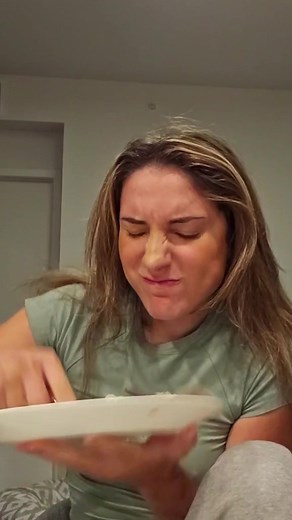 Nadia is So Clumsy LOL #nazra #azra