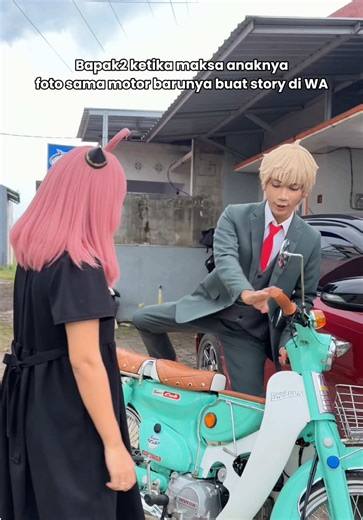 Cosplay Anya dan Loid Forger yang Mengagumkan