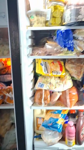 This welcome to my brand new SHI* House where a live in health care worker thinks this ok for her patient to live in ...It was NOT THIS WAY WHEN SHE MOVED IN. | Murphy Mary