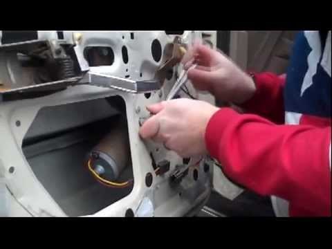 Fixing the Window Motor on an 1989 Lincoln Town Car / Mercury Grand Marquis / Ford Crown Victoria