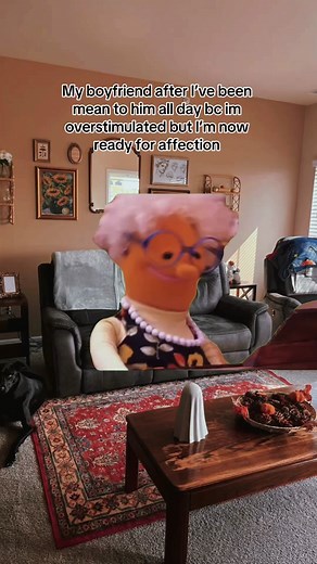 Mentally ill barbie & her patient ken #meme #capcut #viral #trending #whosthatwonderfulgirl #memecut #mentalhealth #mentalillness #relationshipgoals #spoiledgf #couplecomedy #adhd #audhd #bpd