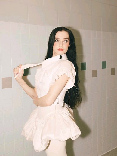 Poppy's New Way Out: A Live Metalcore Experience
