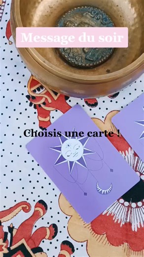 Alors? 1, 2 ou 3? J'ai hâte de savoir ! 🤗 #guidance #messagedusoir #tiragedecarte #oracle #intuition #connexion #guidancedujour
