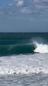 3.6K views · 26 reactions | ‍♂️ Jeffreys Bay is one of the top surfing spots in the world, famous for its long, perfect right-hand breaks.  @surfinglatino | Eastern Cape is beautiful | Facebook