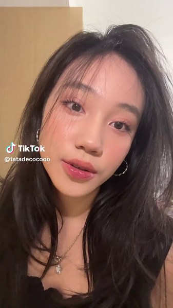 Serba Salah Raisa: Apple Pie Moments