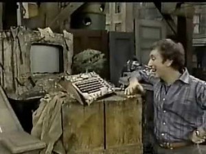 Sesame Street Episode 1933 - Oscar's New Computer
