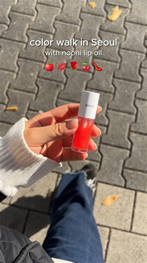 nooni on Instagram: "the colors that make this walk feel special 🍎 let’s find the appleberry glow around us ✨"