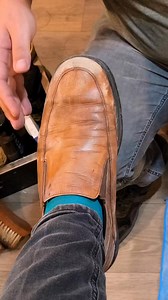 Ultra relaxing old shoe shine and shoe washing #asmr #shoecare #satisfying | Peter Shoe Shine