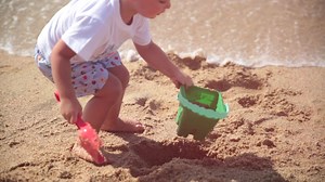 Are you member of the Cóndor Club? During April you will get 50 extra point for all the swimwear collection purchases.  | Cóndor | Facebook