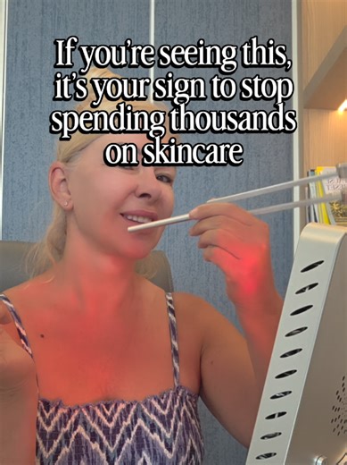 I mean… obviously this is the bare minimum 😂 Just a tuning fork, a hyperbaric chamber and a quick trip to Hawaii… totally normal skincare routine, right? Jokes aside, I actually love a lot of these tools and they can support the skin beautifully. But if your light environment, sleep, and nutrition are off, no amount of gadgets is going to fix that. The basics are still doing most of the heavy lifting.
