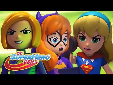 Trading Places | LEGO DC Super Hero Girls