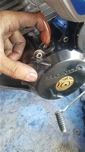 New tricks oil chang idia#shorts #automobile