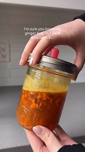 We’ve all heard about ginger bug before, but did you know you can make a turmeric bug too? 🙌🏻✨ It’s true — you can! It’s the same process Day 1: 1 cup dechlorinated water 2 tbsp organic cane sugar 2 tbsp shredded/chopped fresh turmeric Day 2: 2 tbsp organic cane sugar 2 tbsp shredded/chopped fresh turmeric Day 3: 2 tbsp organic cane sugar 2 tbsp shredded/chopped fresh turmeric After day 3, your turmeric bug should be active, foamy and ready to use in probiotic sodas (natural way to carbonate y