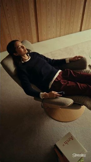 Stressless® Adam: Rahatlığın Yerçekimine Meydan Okuyan Hali ☁️✨ #interiordesign #recliners
