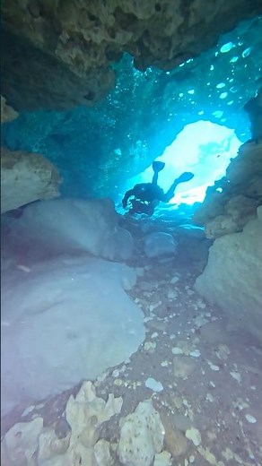 DPV run from the Lower to Upper Cavern in Jackson Blue
