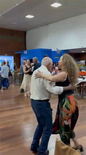 15K views · 176 reactions | O ritmo da tarde é a nossa batida #tardelinda #tardezinha #dancingwiththestars | Vanessa Schramm (Influencer) | Facebook