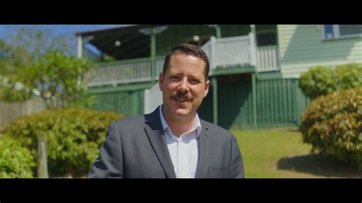 🌿 Queensland Charm With Elevated Views 26 Calton Terrace, Gympie. Presented by RE/MAX Property Group Perched proudly above the township, this timeless Queenslander offers character, comfort, and sweeping views. Enjoy polished timber floors, leadlight windows, high ceilings, and a beautiful verandah perfect for morning coffees or sunset watching. 📍 953m² block | 3 bedrooms | 2-car accommodation 📲 Enquiry link below in comments https://www.remax.com.au/property-group/property/house-qld-gympie-l