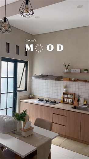 Mam Arjunaryuga on Instagram: "Kalau rapi itu bikin mood naik❤️.. #rumahminimalis #dapurminimalis #openspacedesign"