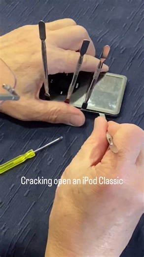 Cracking open an iPod Classic