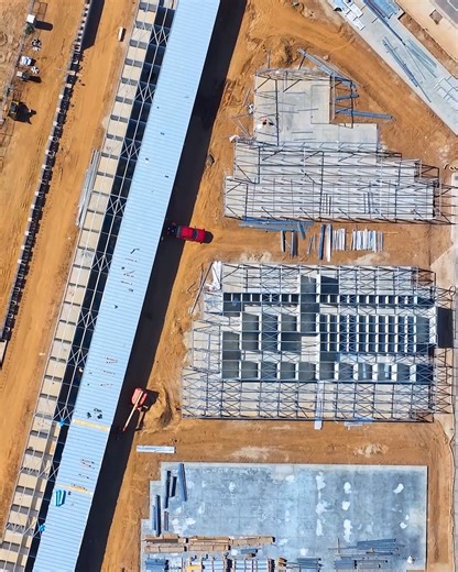 From concept to completion, Huff Construction has built numerous self-storage facilities across California and the West Coast, each designed for long-term performance, quality, and efficiency. Our ongoing work at StorQuest Self-Storage in Fresno, CA reflects the expertise and craftsmanship that define every Huff project. With decades of experience building for leading developers, Huff continues to be a trusted partner in self-storage construction. #SelfStorageConstruction #CommercialConstruction