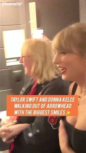Taylor Swift Arrowhead Exit With Donna Kelce | Happy Fan Interaction #taylorswift #swifties #chiefs