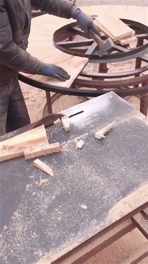 Splicing process of round tenon wooden boards