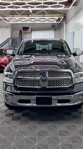 2015 RAM 1500 Crew Cab