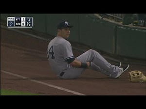 Yankees rookie Dustin Fowler suffers serious leg injury in MLB debut