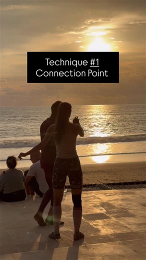 Praveen | Urban Kiz Artist on Instagram: "Why followers place hands behind back in some dances ? If you dint know this trick , this might help u. In scenarios like this, where the leader is having less connection points with followers, example 1 in this part of videos . followers place hands on shoulder, forearm or biceps for 4 main reasons 1. Gain stability 2. Gain input from leader’s body 3. Stay in radar of the leader 4. Most importantly , this also encourages creativity of leaders to try new