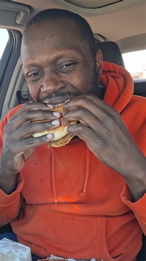 Nicky’s The Real McCoy Review Chicago’s Big Baby Burger WORTH IT? | InTristan Eats #ChicagoFood